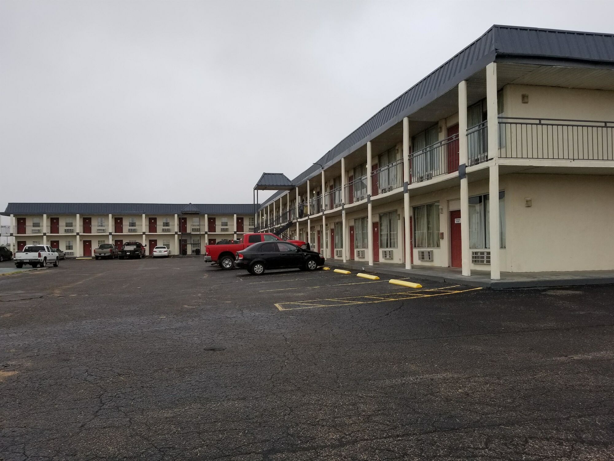 Knights Inn Midland Exterior photo